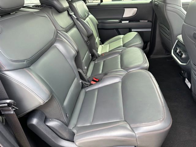 Certified 2025 Ford Expedition Max Active AWD/4WD image 9