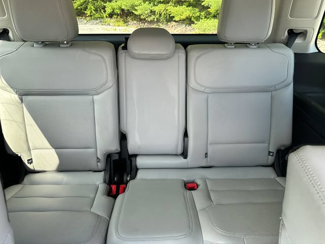 Certified 2025 Ford Expedition Platinum w/ Driver's Package AWD/4WD image 21