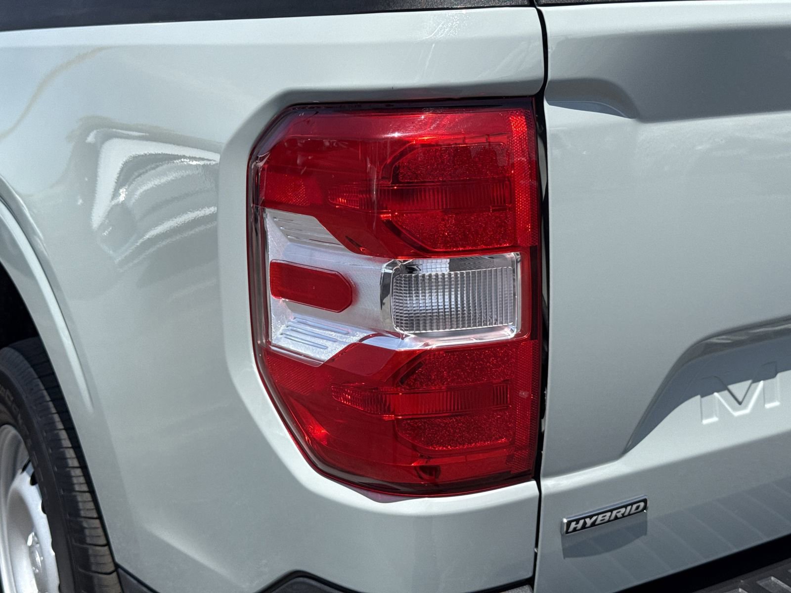 Certified 2024 Ford Maverick XL FWD image 10