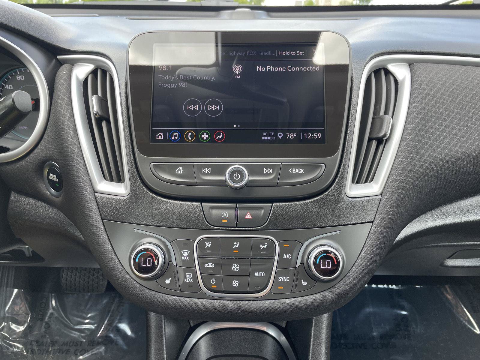 Used 2025 Chevrolet Malibu LT FWD image 22