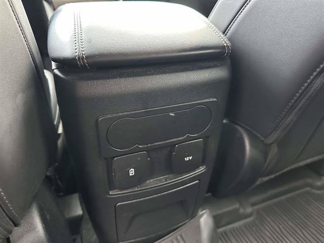 Certified 2023 Ford Explorer XLT w/ Equipment Group 202A AWD/4WD image 7