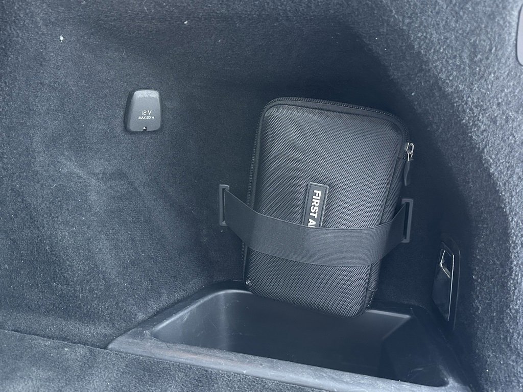 Used 2023 Volvo XC90 B5 Core w/ Protection Package Premier image 18