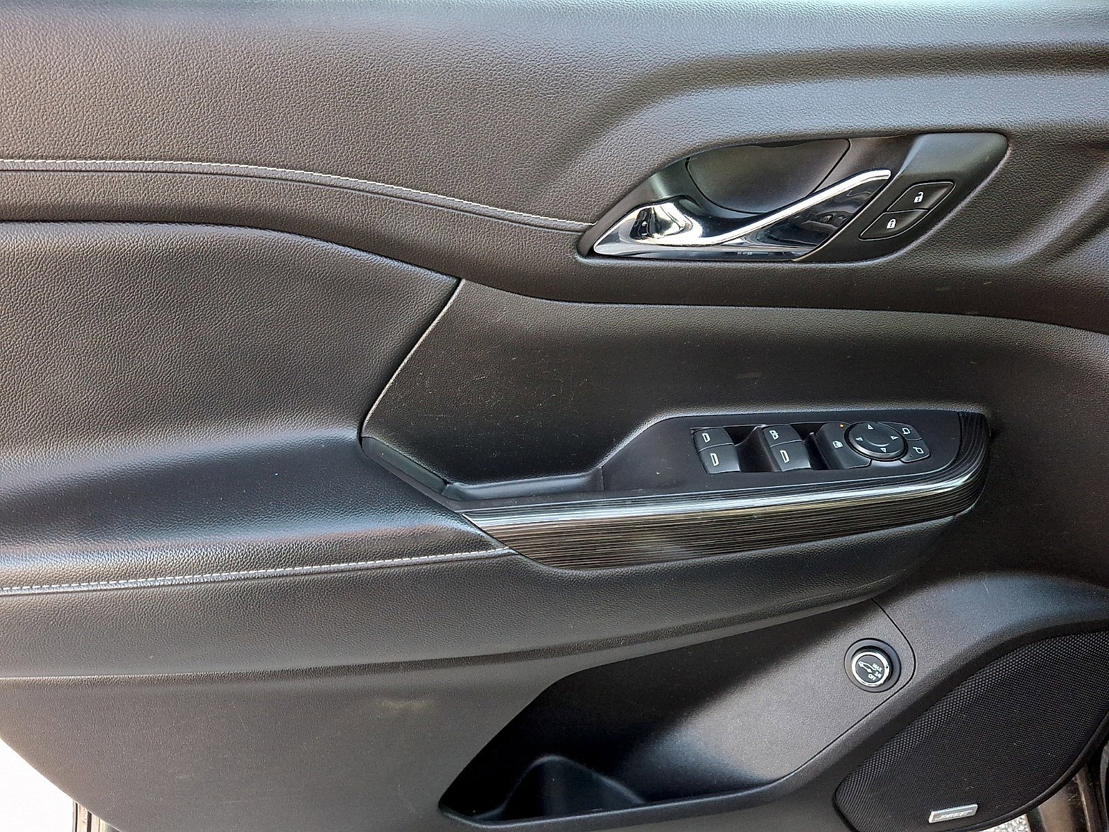 Used 2019 GMC Acadia SLT image 11