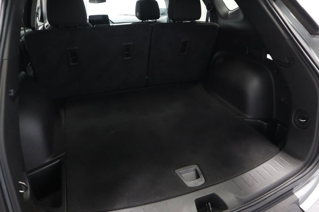 Used 2023 Chevrolet Blazer LT w/ LPO, Floor Liner Package image 17