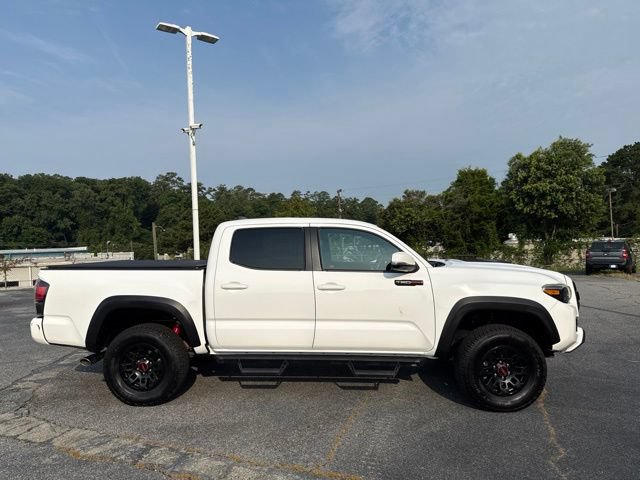 Used 2018 Toyota Tacoma TRD Pro AWD/4WD image 2