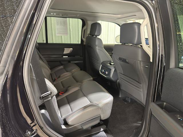 Certified 2025 Ford Expedition Active AWD/4WD image 28