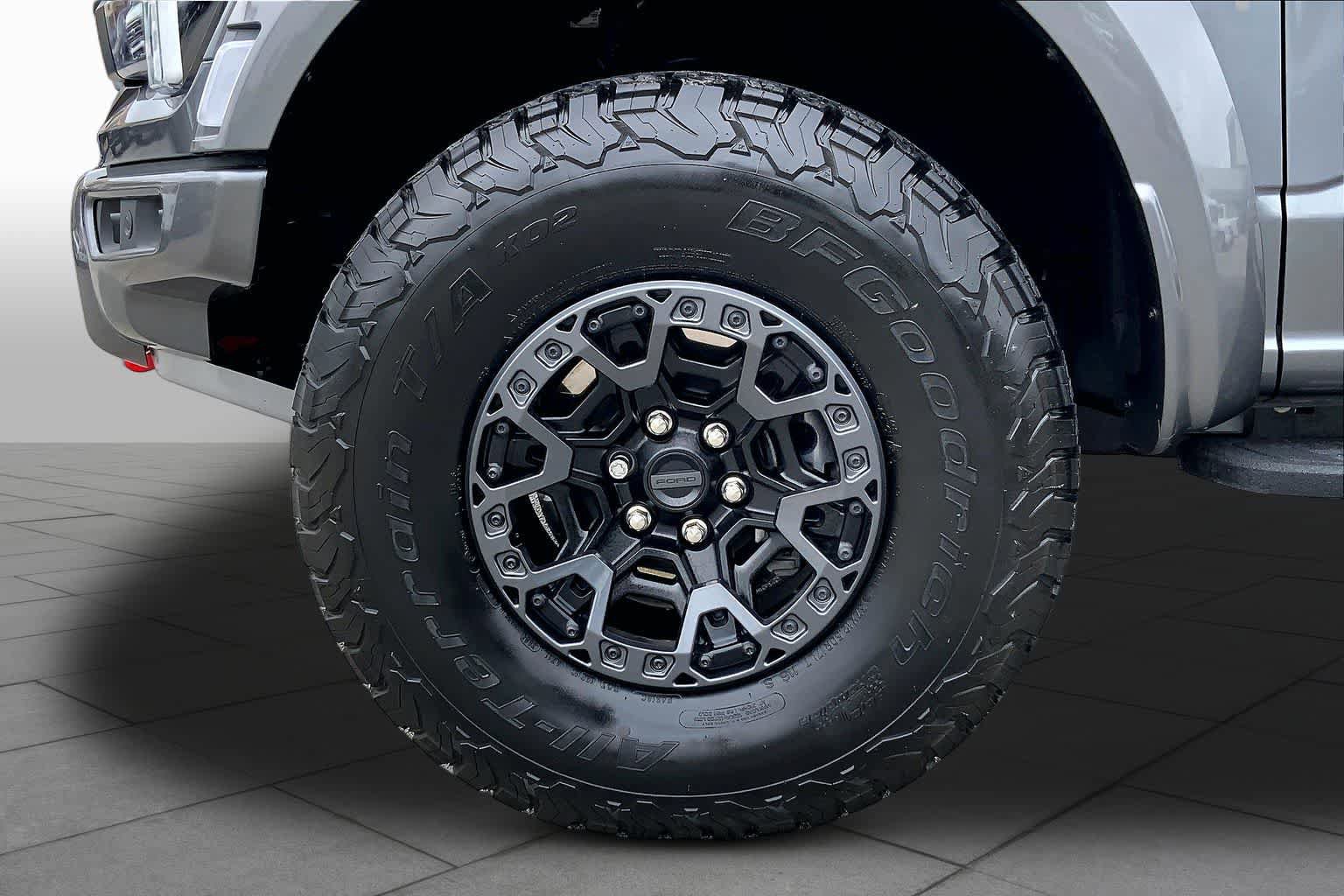 Certified 2025 Ford F150 Raptor w/ Equipment Group 803A Raptor R AWD/4WD image 11