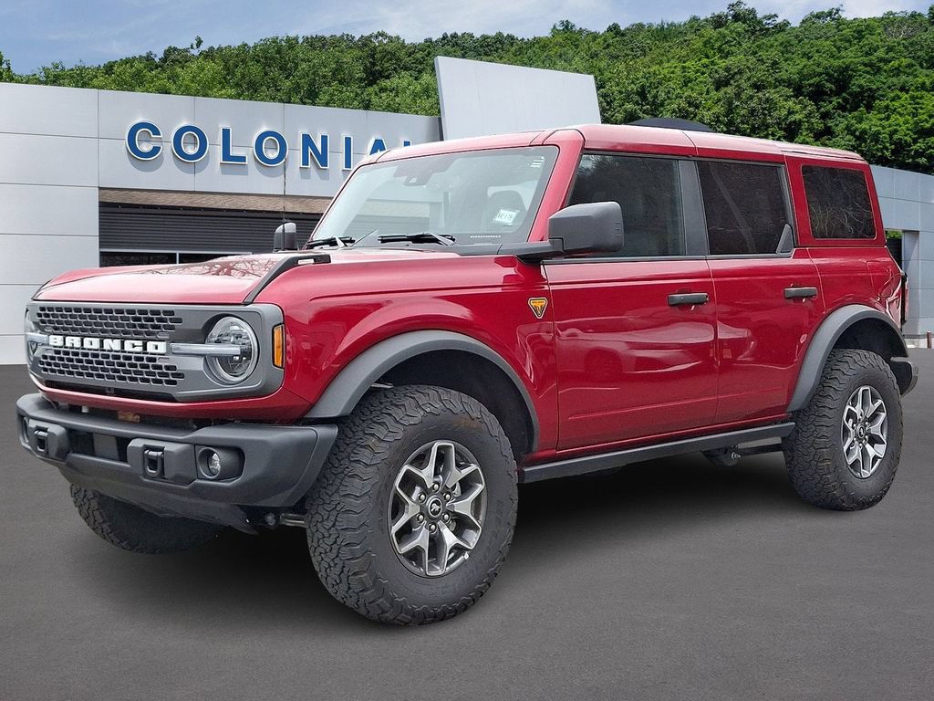 Certified 2025 Ford Bronco Badlands AWD/4WD image 3