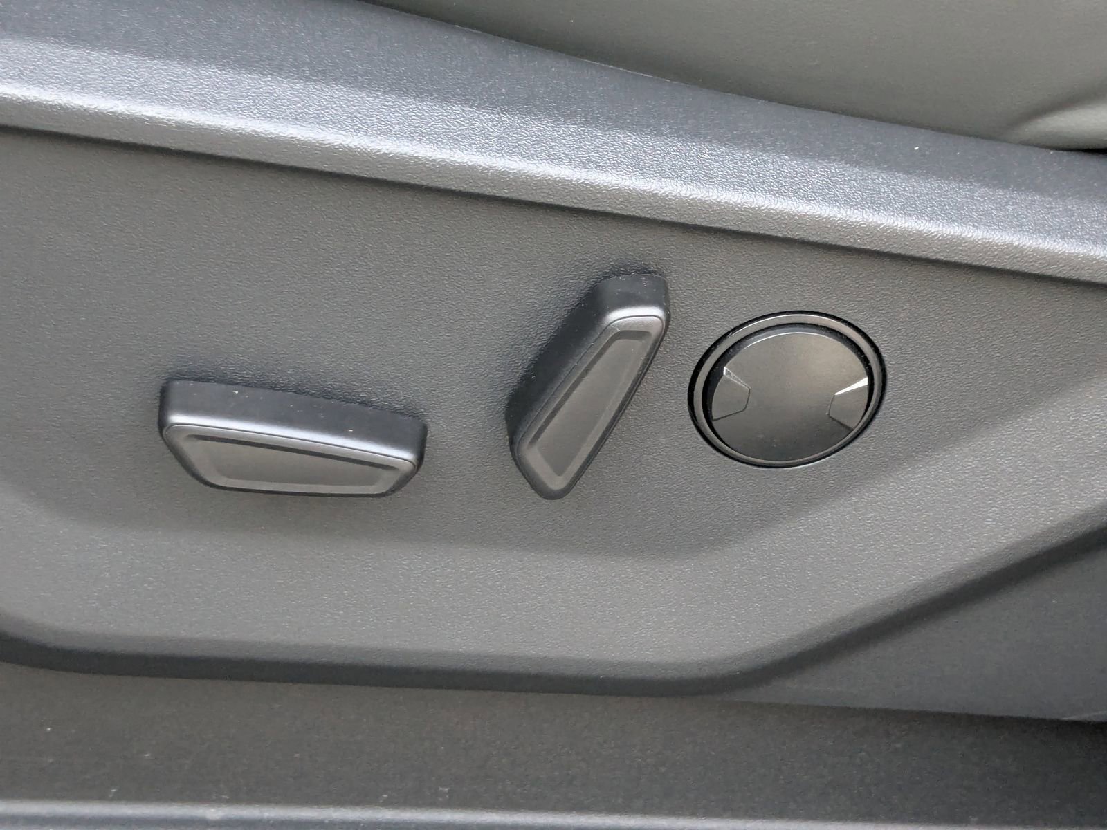 Certified 2025 Ford Expedition Max Active image 23