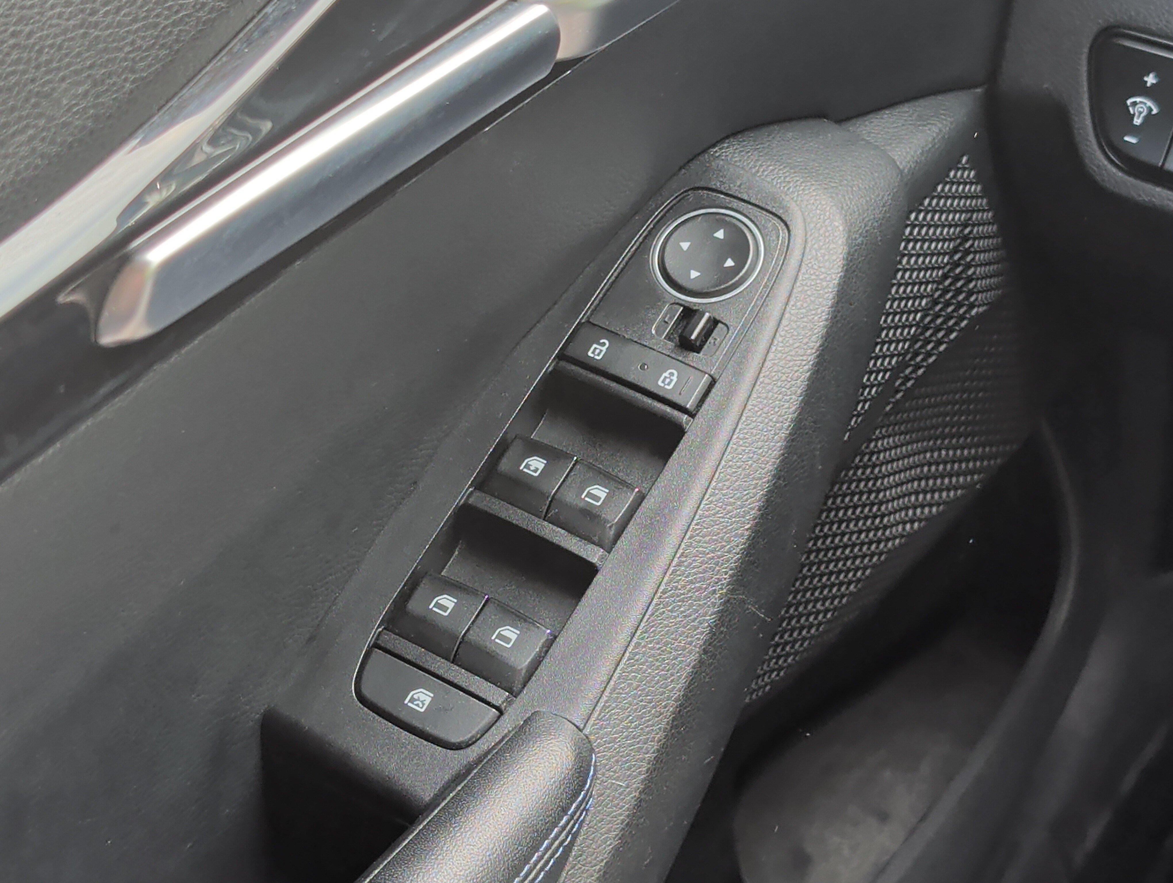 Used 2021 Kia Seltos S AWD/4WD image 21