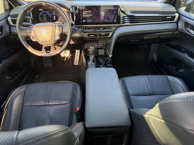 Used 2025 Toyota Camry XSE FWD image 13