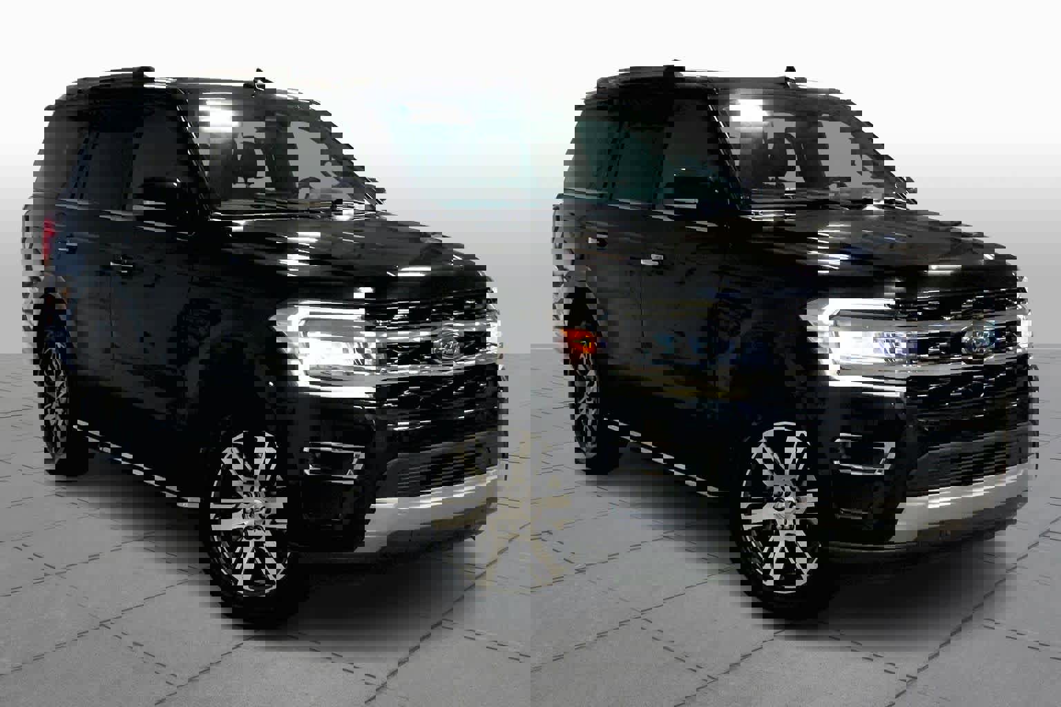 Certified 2023 Ford Expedition Limited image 2