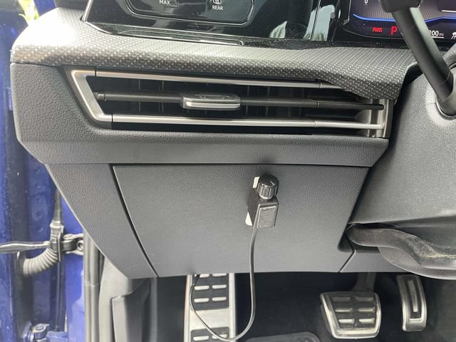 Used 2024 Volkswagen Golf R AWD/4WD image 22