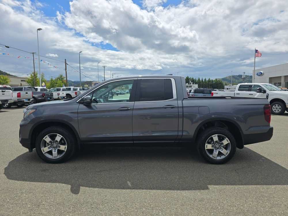 Used 2025 Honda Ridgeline RTL image 2