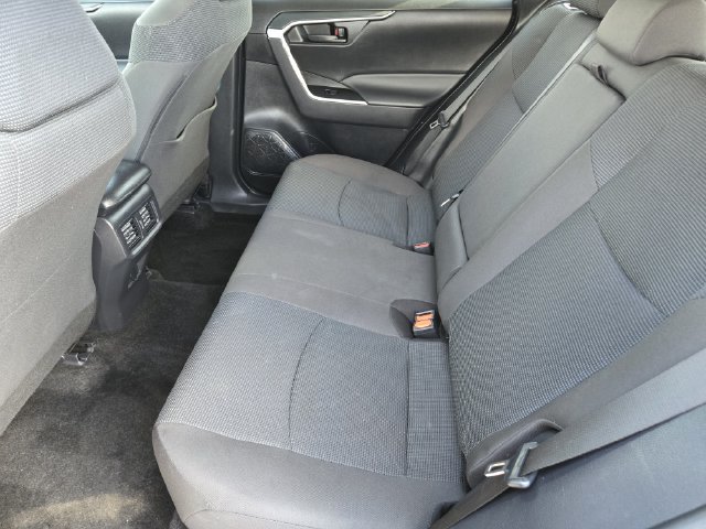 Used 2024 Toyota RAV4 LE FWD image 29