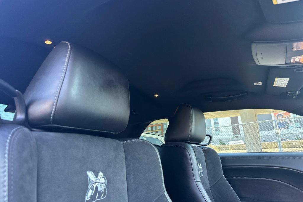 Used 2022 Dodge Challenger R/T Scat Pack RWD image 19