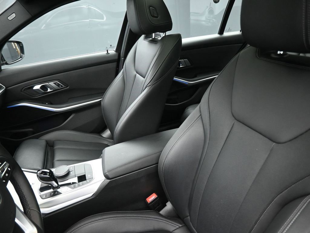 Used 2022 BMW 330i Sedan image 32