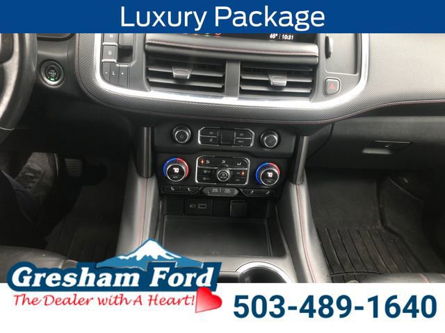Used 2021 Chevrolet Suburban RST w/ Luxury Package image 20