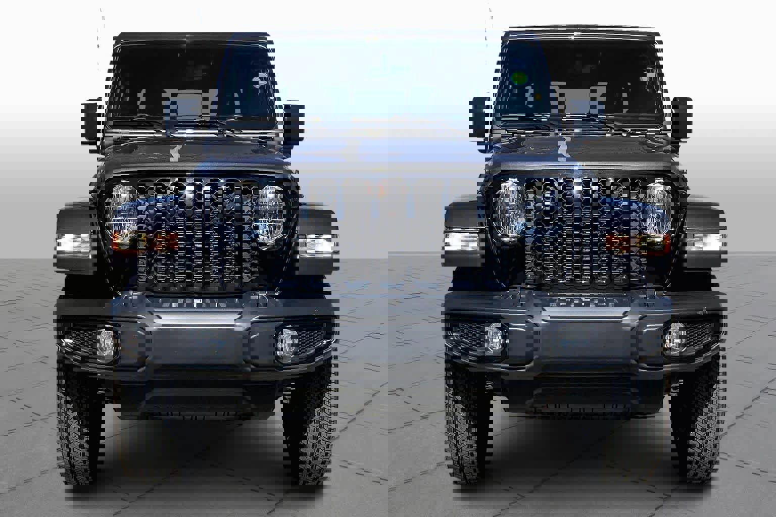 Used 2021 Jeep Gladiator Sport image 6