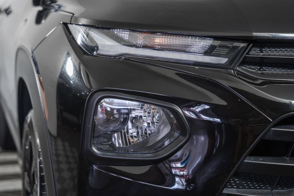 Used 2023 Chevrolet TrailBlazer LT w/ Convenience Package image 13