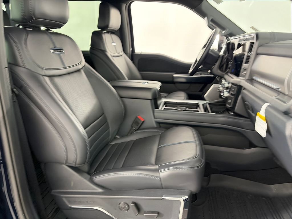 Certified 2025 Ford F350 Platinum AWD/4WD image 33