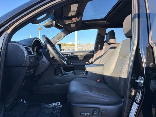 Used 2022 Lexus GX 460 w/ Black Line Special Edition AWD/4WD image 9