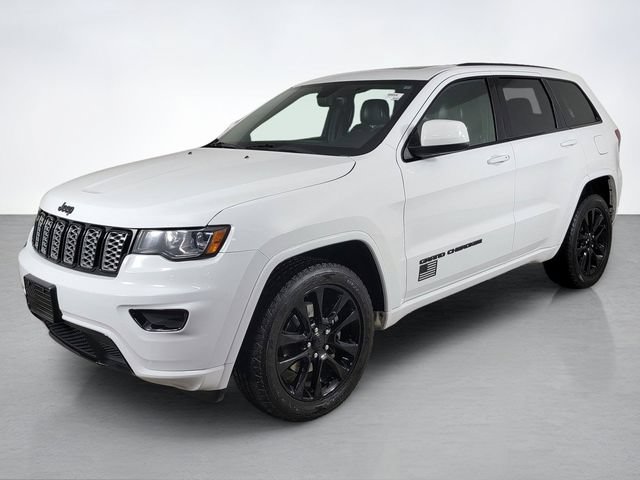 Used 2018 Jeep Grand Cherokee Altitude AWD/4WD image 7
