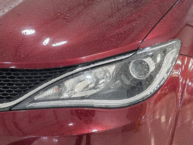 Used 2018 Chrysler Pacifica Touring-L Plus w/ Advanced Safetytec Group FWD image 14