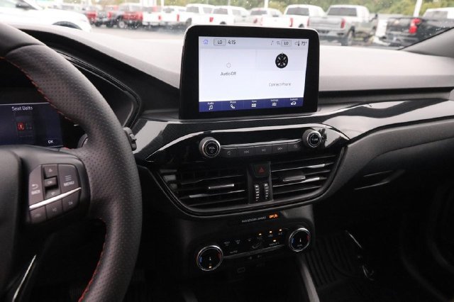 Certified 2025 Ford Escape ST-Line FWD image 15