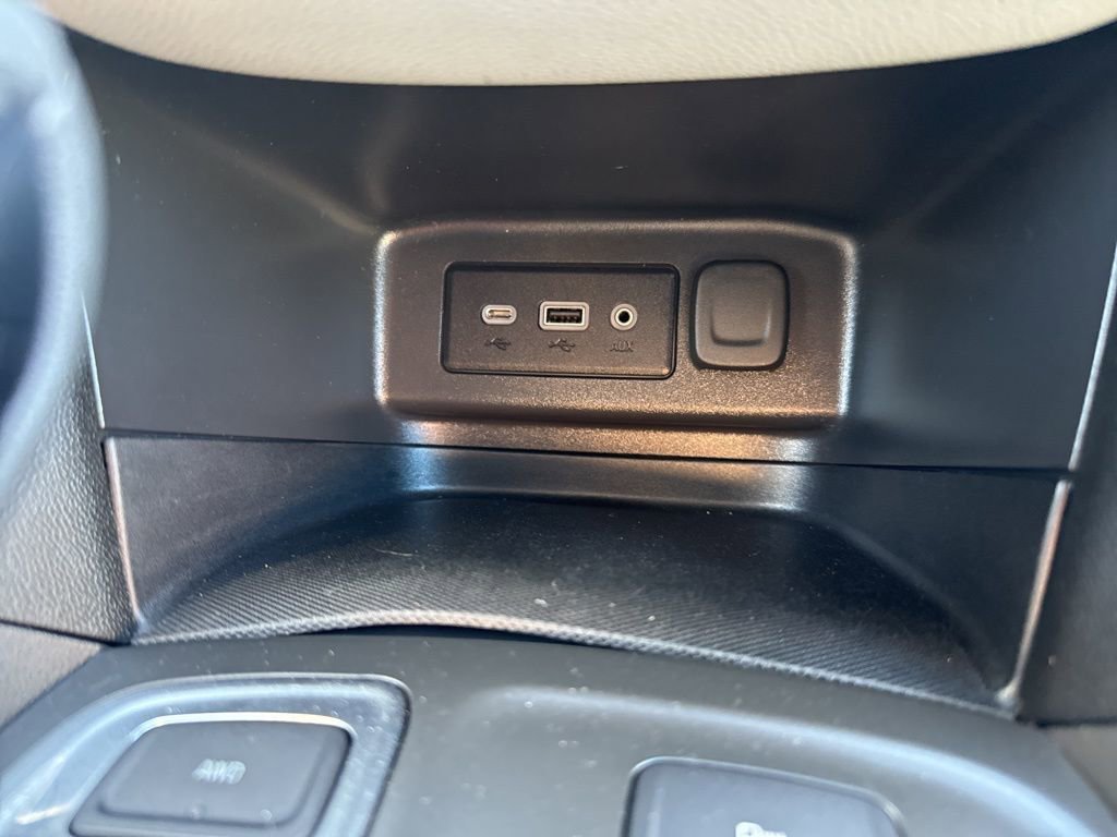 Used 2022 Chevrolet Equinox LT AWD/4WD image 27