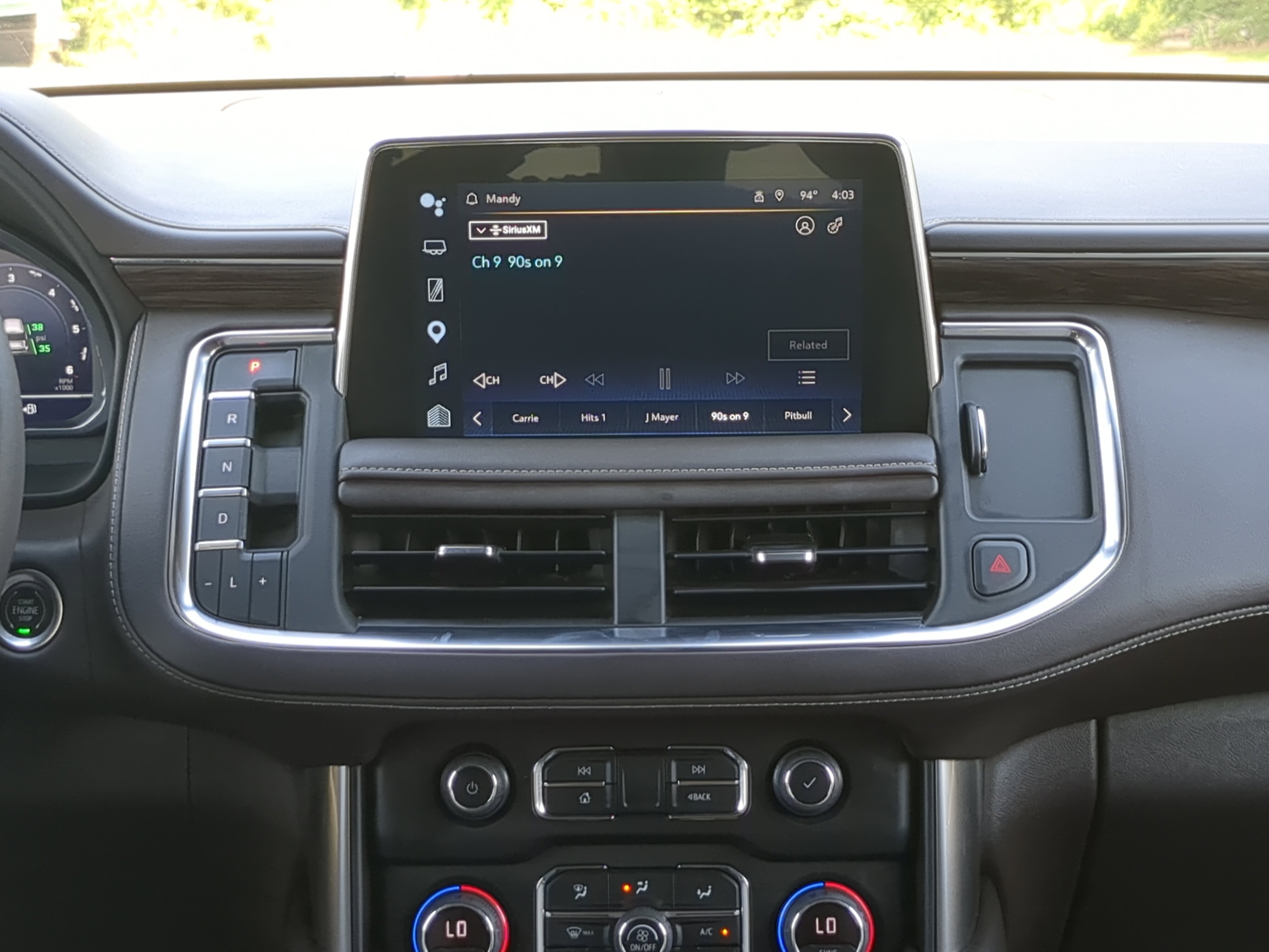 Used 2022 Chevrolet Tahoe LT w/ LT Signature Package RWD image 16