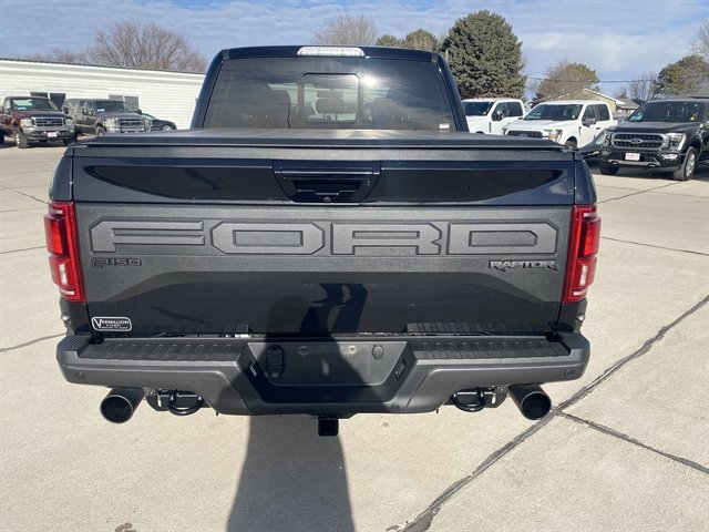 Certified 2020 Ford F150 Raptor w/ Equipment Group 802A Luxury image 4