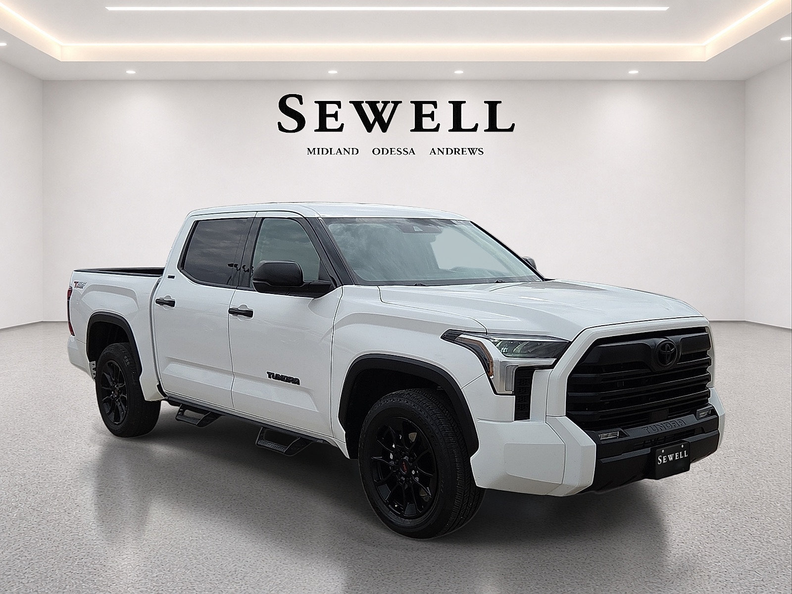 Used 2022 Toyota Tundra SR5 RWD image 6