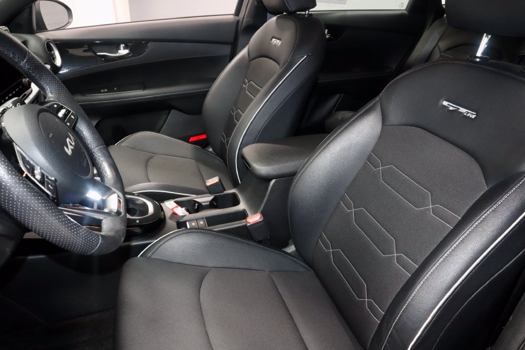 Used 2024 Kia Forte GT-Line FWD image 25
