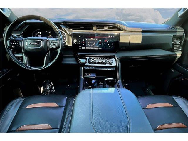 Used 2023 GMC Sierra 1500 AT4 w/ Technology Package AWD/4WD image 10