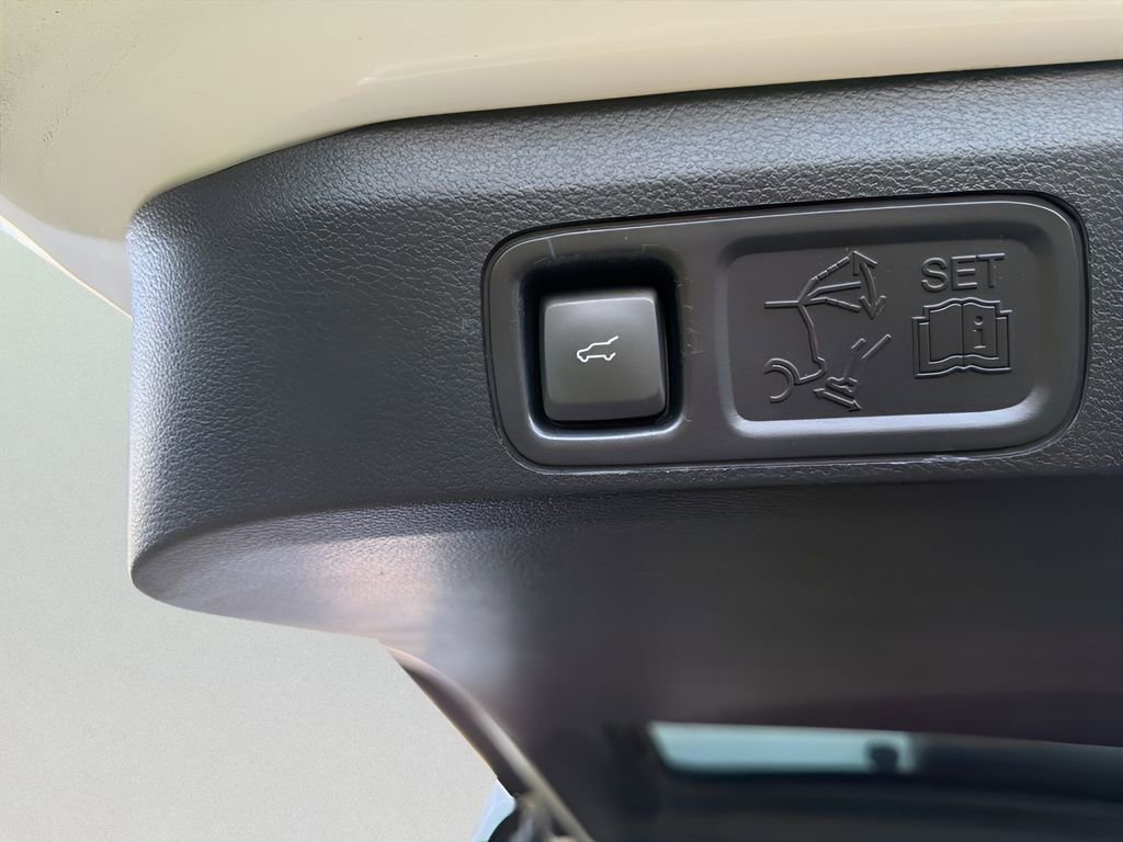 Certified 2021 Ford Expedition Max Platinum image 22