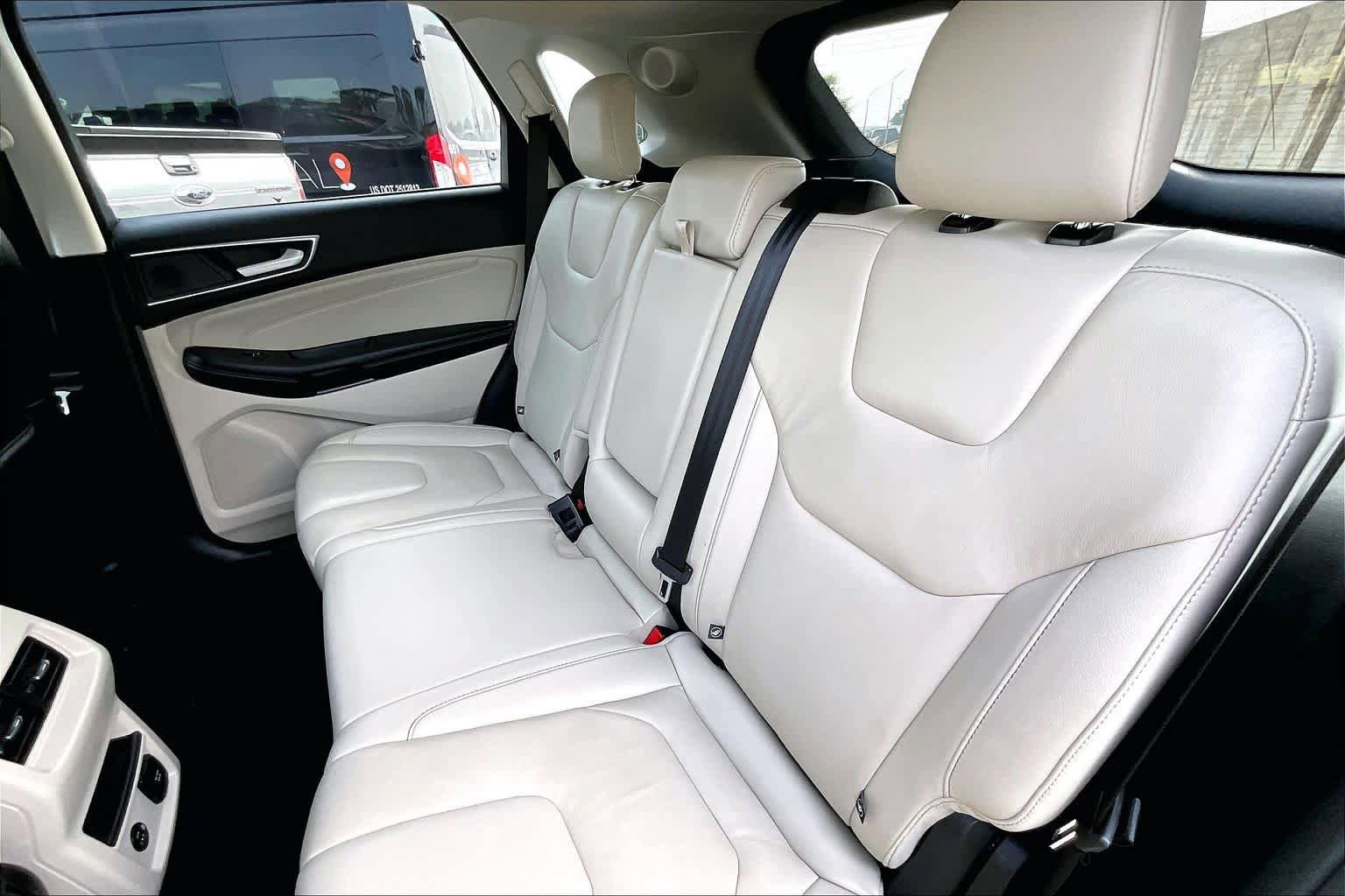 Certified 2021 Ford Edge Titanium FWD image 21