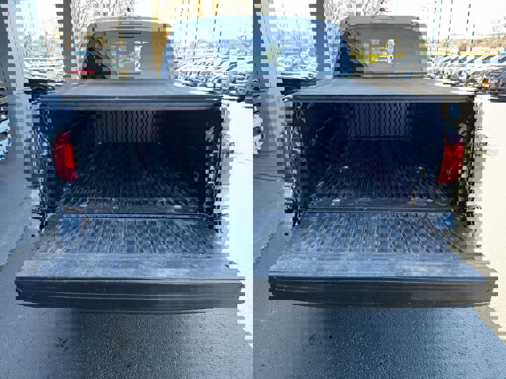 Used 2020 Toyota Tacoma Limited AWD/4WD image 17