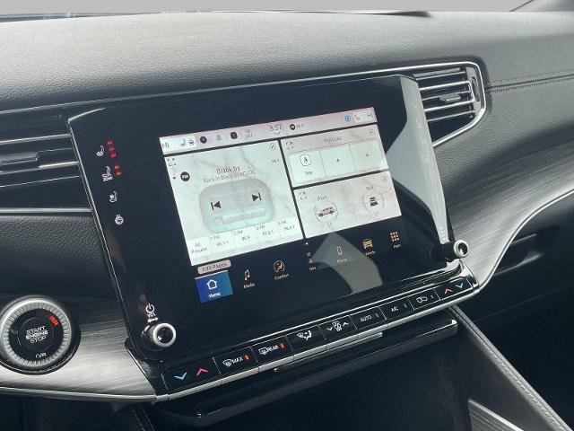 Used 2024 Jeep Wagoneer Series II image 32