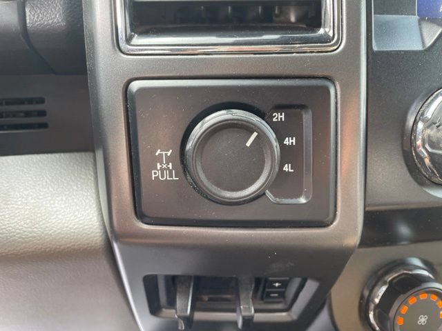 Certified 2020 Ford F250 XLT w/ Tremor Off-Road Package AWD/4WD image 17