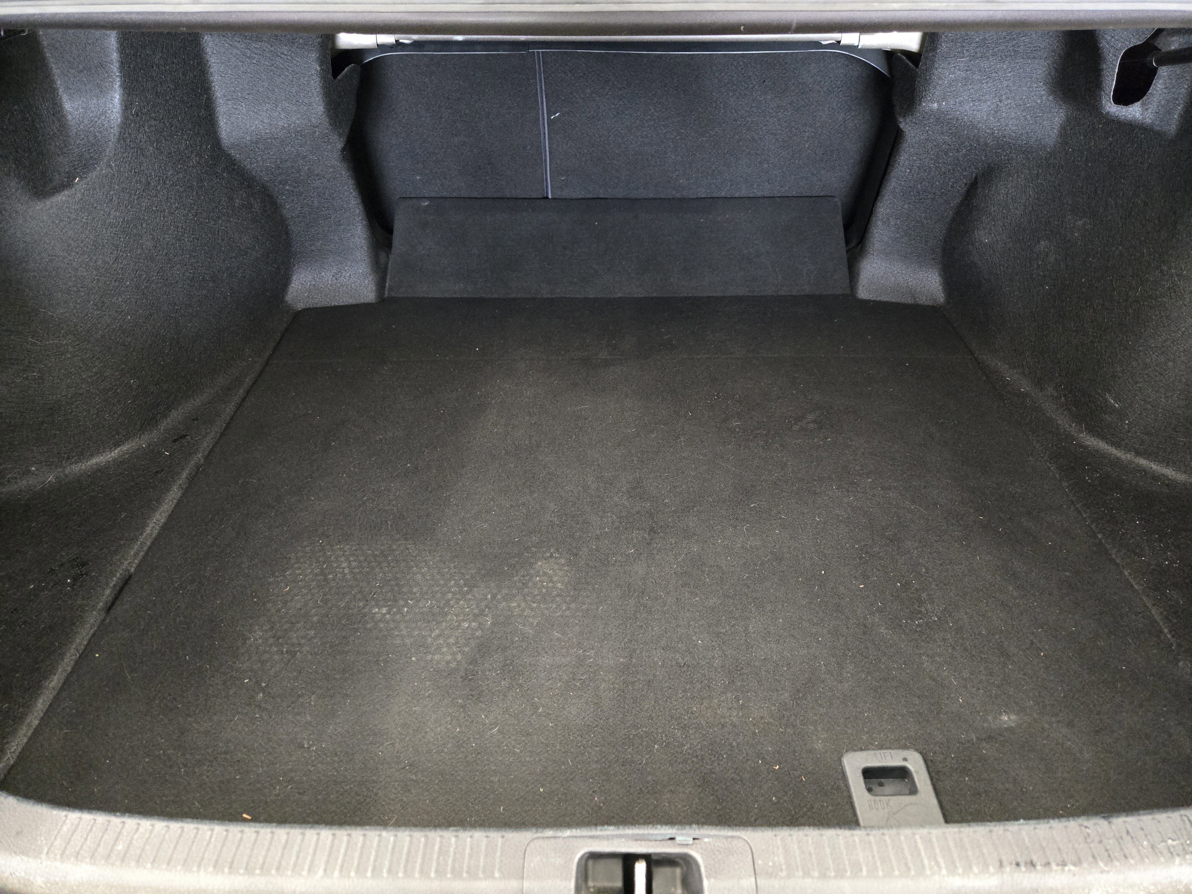 Used 2021 Toyota Camry SE FWD image 31