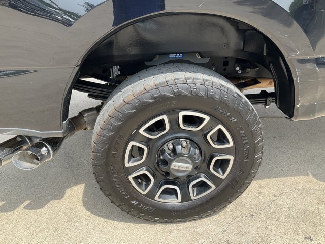 Certified 2024 Ford F350 Platinum w/ FX4 Off-Road Package AWD/4WD image 20