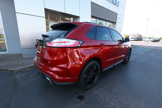 Certified 2019 Ford Edge ST w/ Equipment Group 401A AWD/4WD image 3