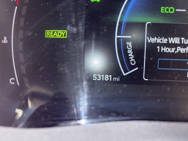 Used 2025 Toyota Camry SE FWD image 14
