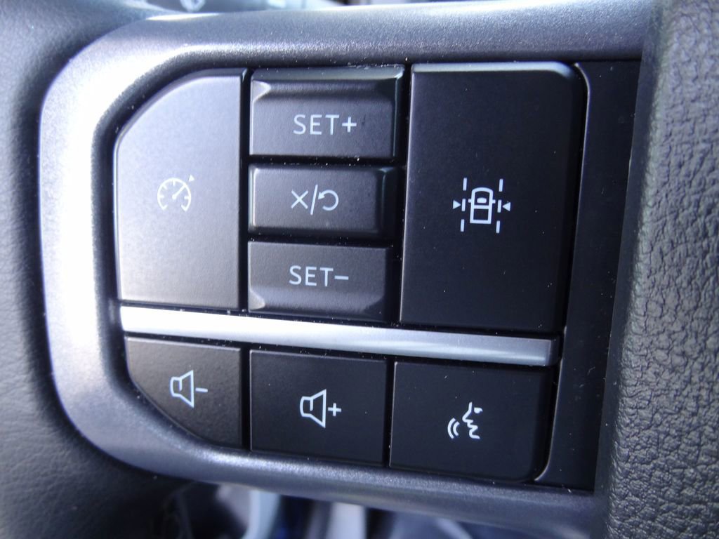 Certified 2025 Ford F150 XLT w/ Equipment Group 301A Standard image 18