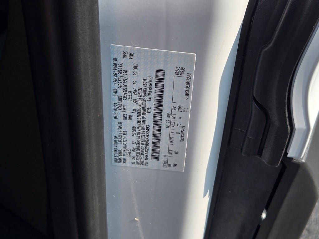 Certified 2024 Ford Transit 350 XLT RWD image 26