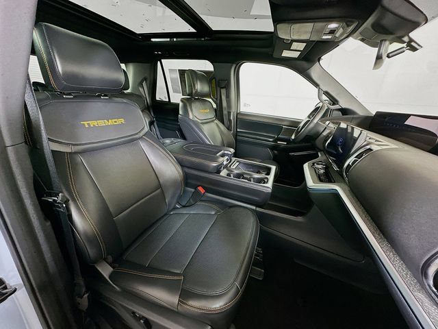 Certified 2025 Ford Expedition Tremor AWD/4WD image 39