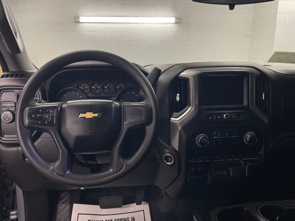 Used 2024 Chevrolet Silverado 1500 Custom image 9
