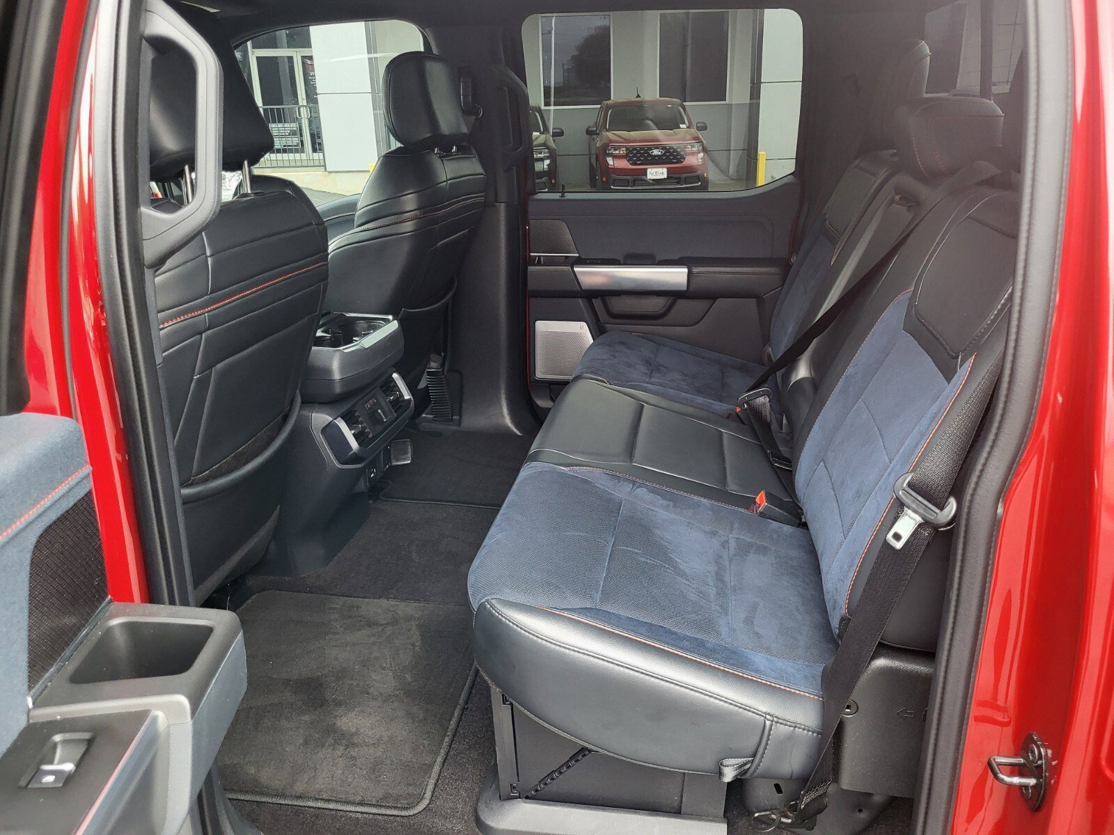 Certified 2022 Ford F150 Raptor w/ Raptor 37 Performance Package image 17