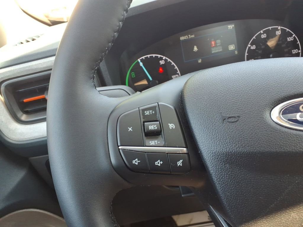 Certified 2024 Ford Maverick XLT w/ XLT Luxury Package FWD image 18